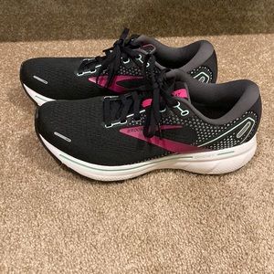 Brooks running shoes. Ghost 14.